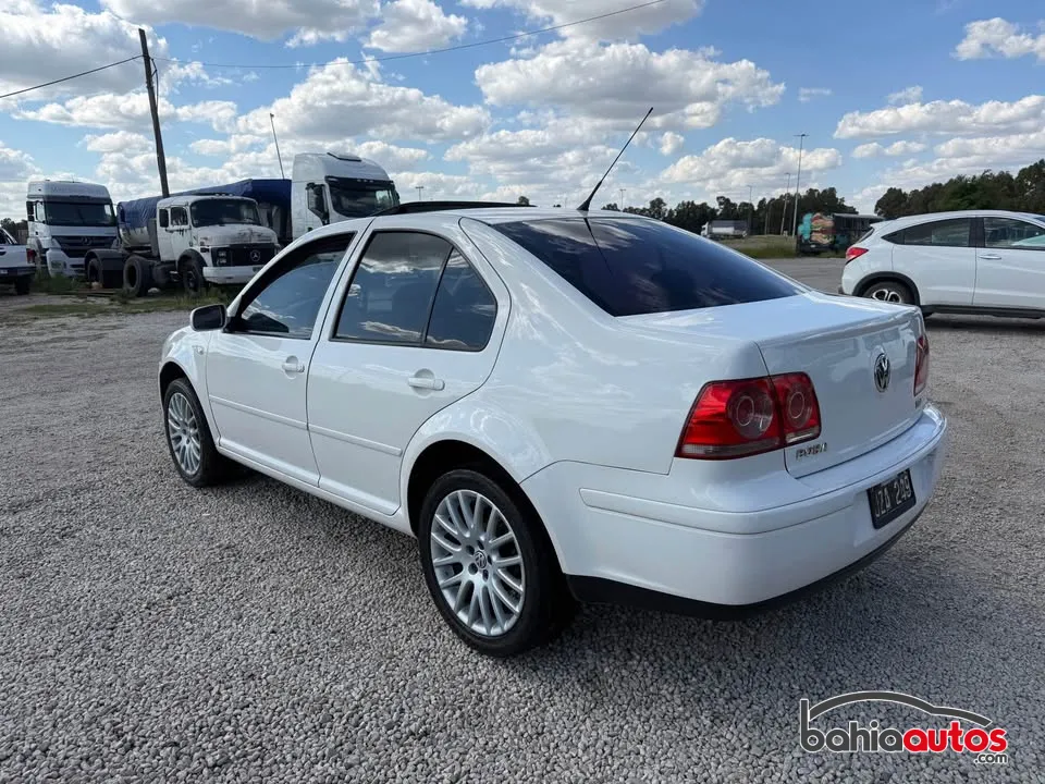 Volkswagen Bora 2011 usado en Bahía Blanca - foto 5