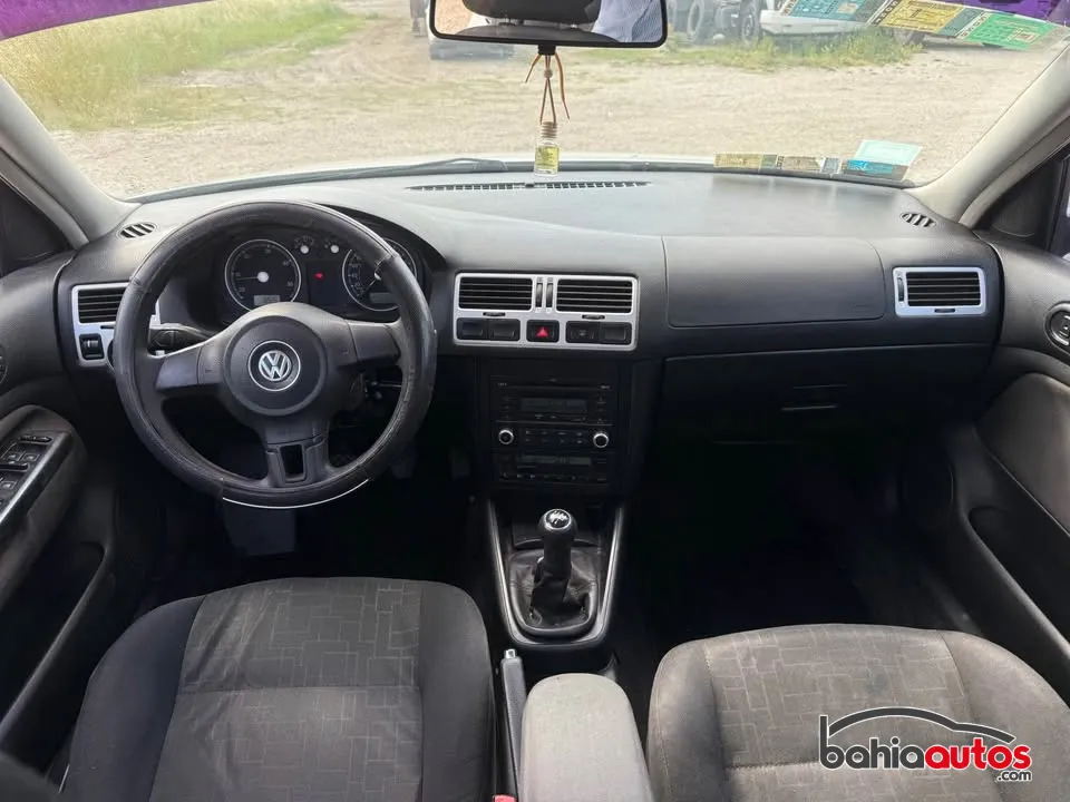 Volkswagen Bora 2011 usado en Bahía Blanca - foto 6