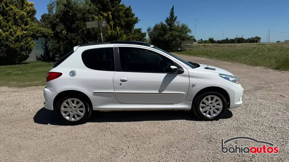 Peugeot 207 2012 usado en Bahía Blanca - foto 2