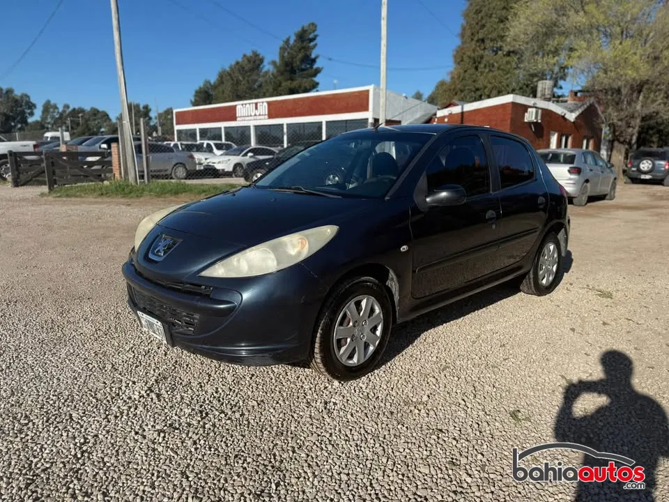 Peugeot 207 2012 usado en Bahía Blanca - foto 2