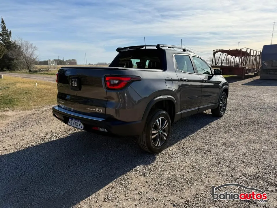 Fiat Toro usado en Bahía Blanca - foto 5