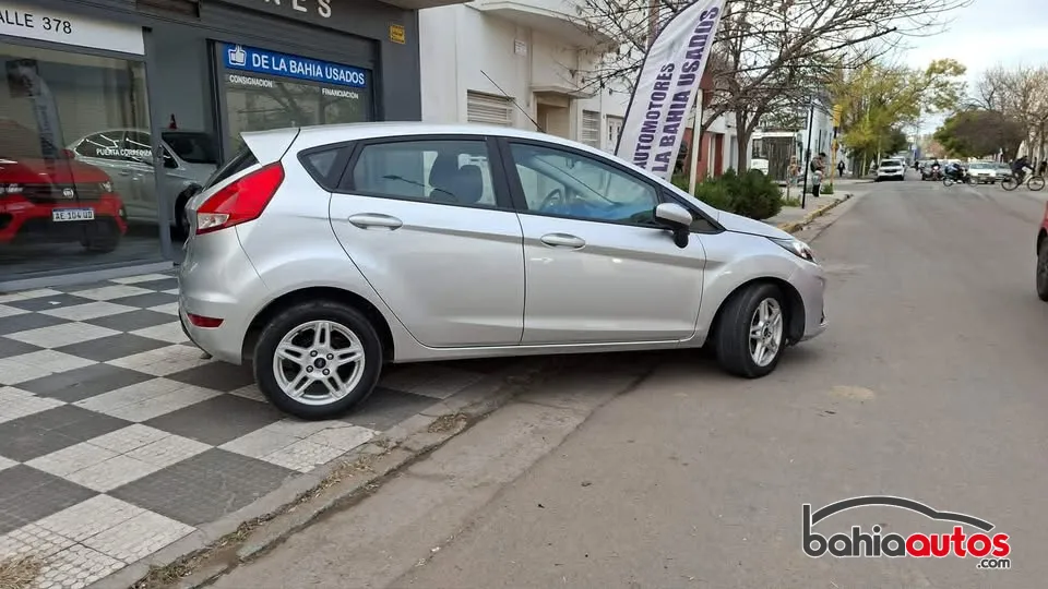 Ford Fiesta 2018 usado en Bahía Blanca - foto 4