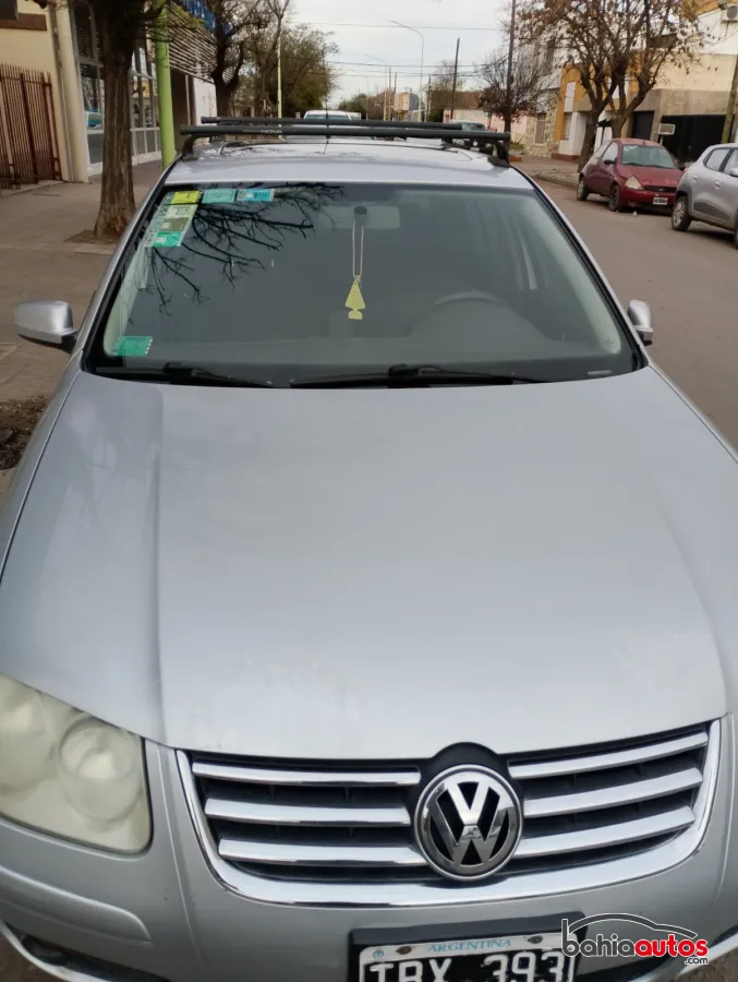 Volkswagen Bora 2009 usado en Bahía Blanca - foto 2