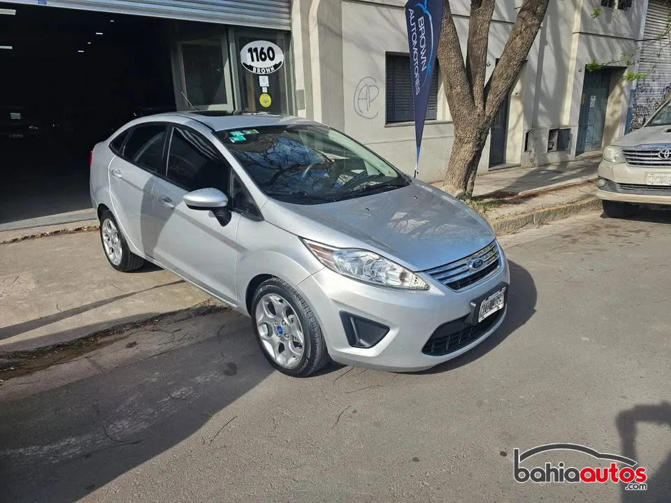 Ford Fiesta 2013 usado en Bahía Blanca - foto 2