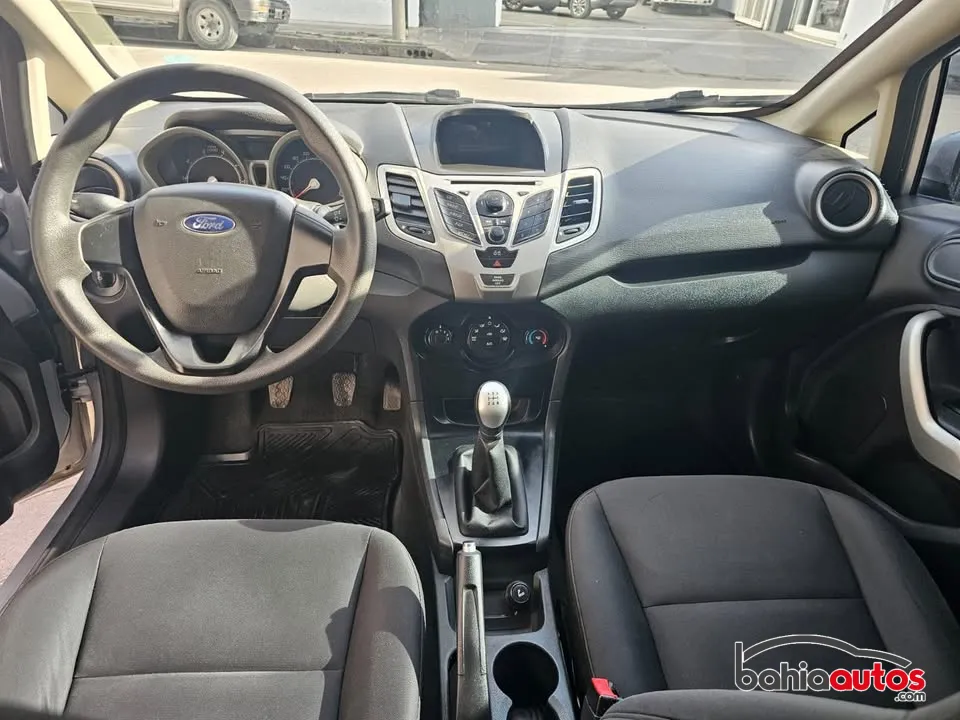 Ford Fiesta 2013 usado en Bahía Blanca - foto 10
