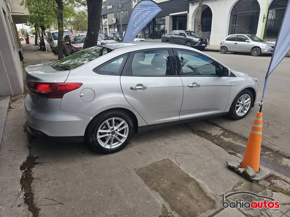 Ford Focus 2017 usado en Bahía Blanca - foto 3