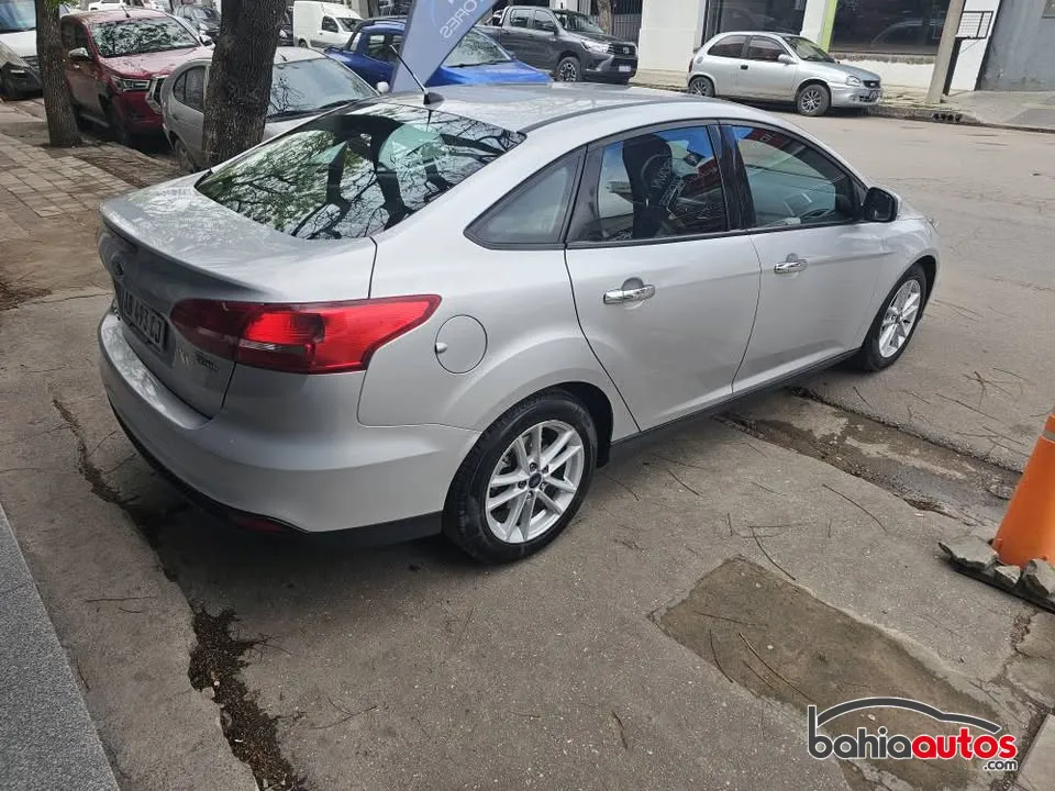 Ford Focus 2017 usado en Bahía Blanca - foto 4