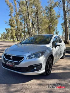 Peugeot 308 2016 usado en Bahía Blanca