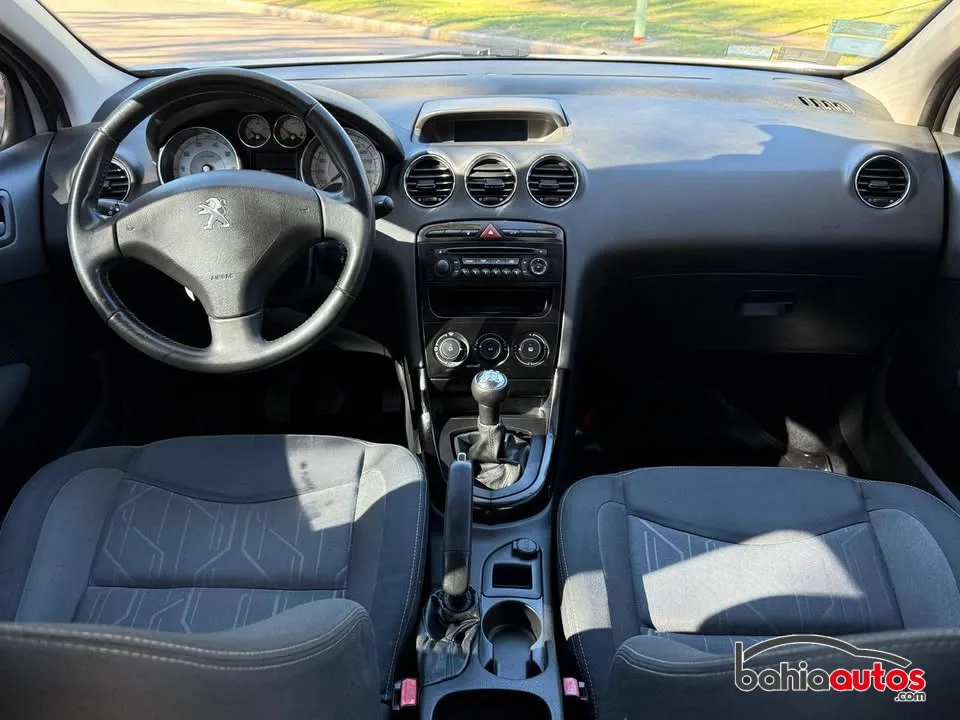 Peugeot 308 2016 usado en Bahía Blanca - foto 6