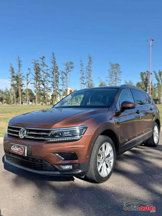 Volkswagen Tiguan 2018 usado en Bahía Blanca - foto 1