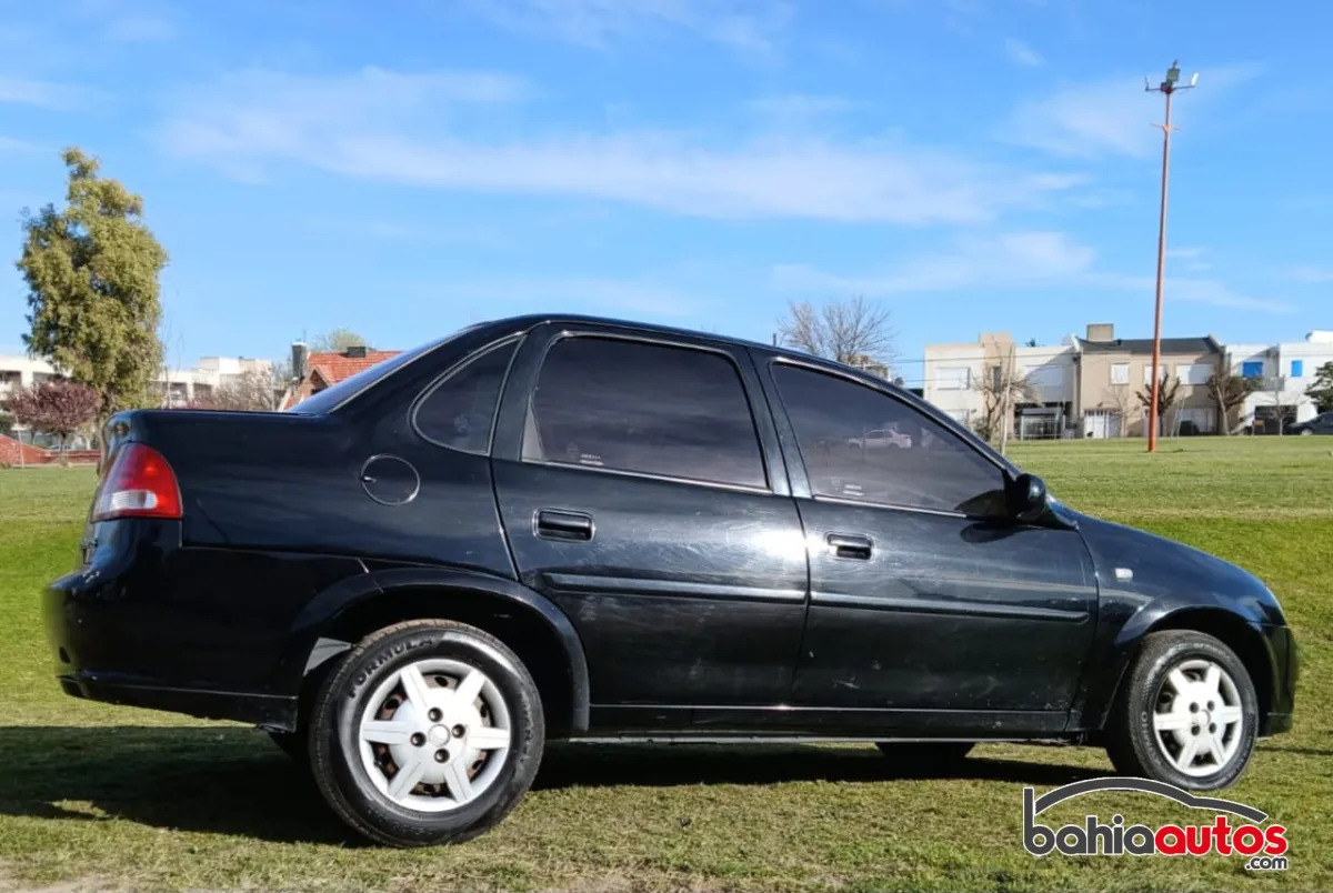 Chevrolet Classic 2013 usado en Bahía Blanca - foto 2