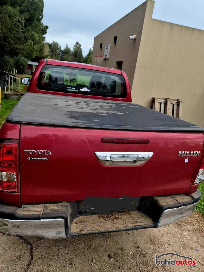 Toyota Hilux 2021 usado en Bahía Blanca - foto 2