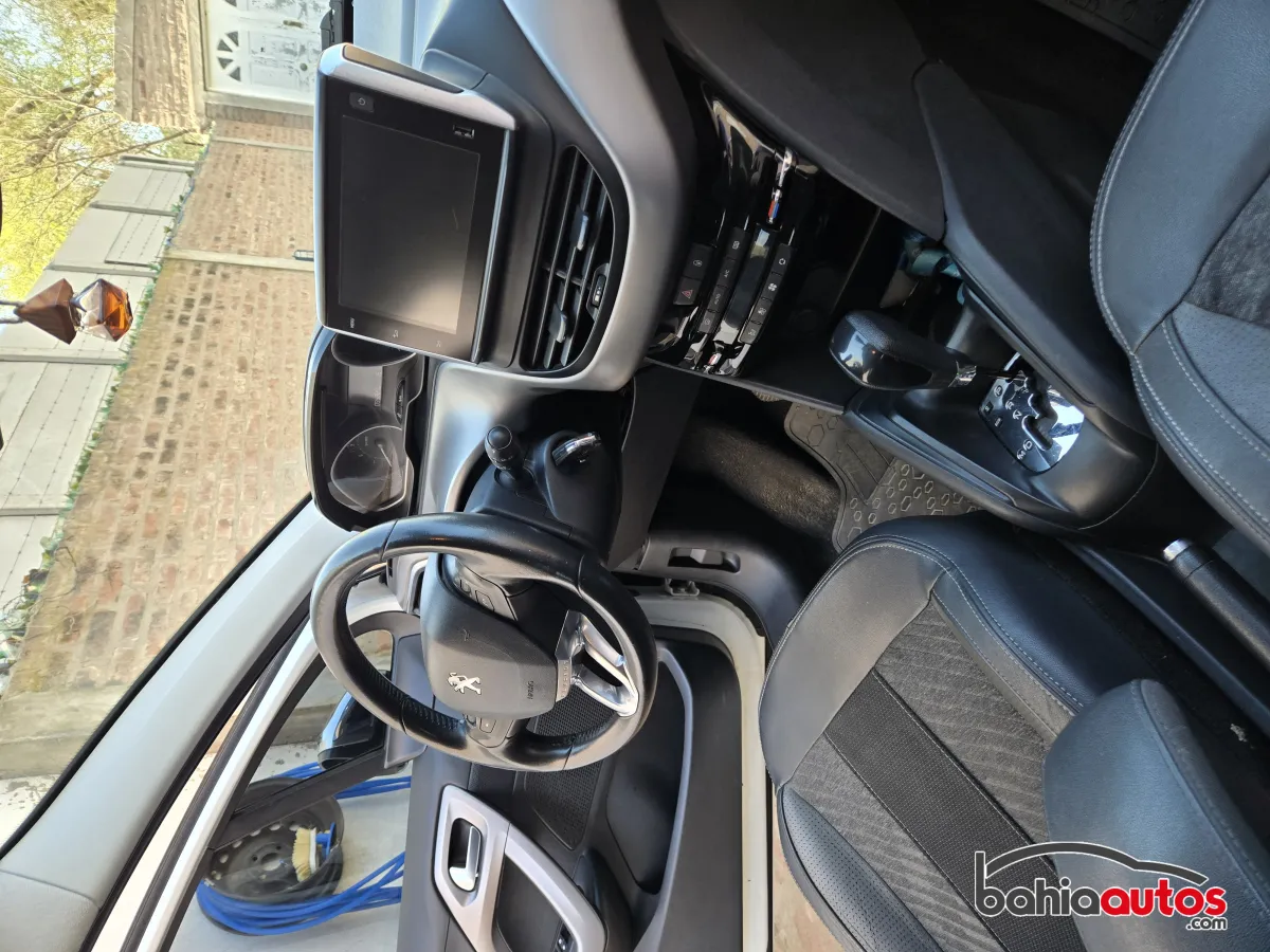 Peugeot 208 2018 usado en Bahía Blanca - foto 12