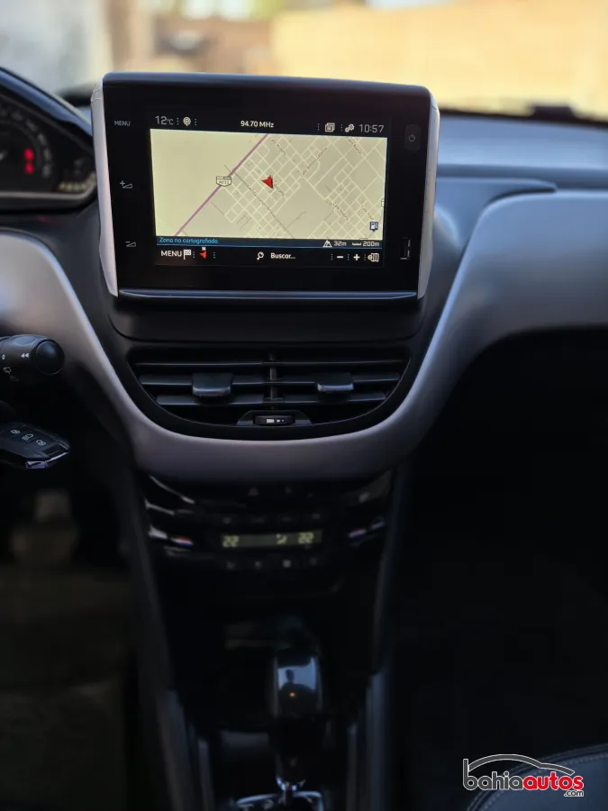 Peugeot 208 2018 usado en Bahía Blanca - foto 13