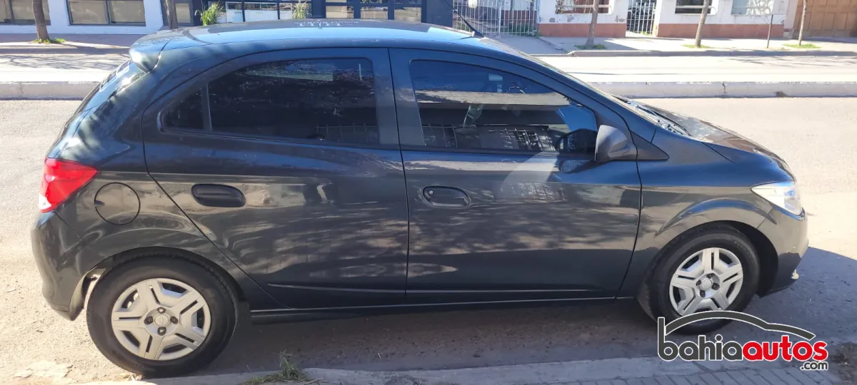 Onix Joy 2018 usado en Bahía Blanca - foto 1