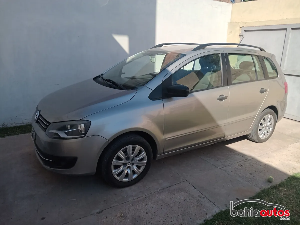 Volkswagen Suran 2011 usado en Bahía Blanca - foto 1