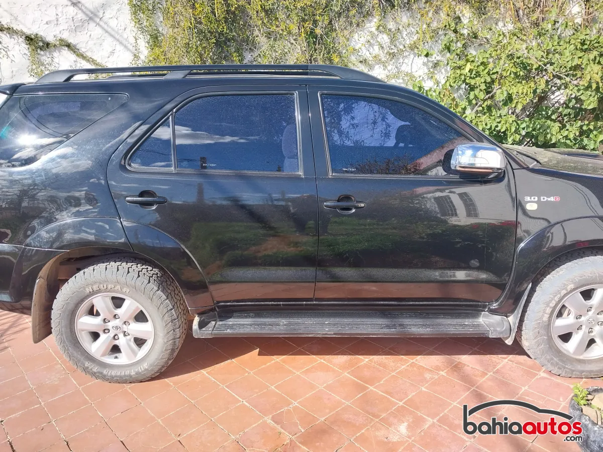 Toyota Hilux 2011 usado en Bahía Blanca - foto 1