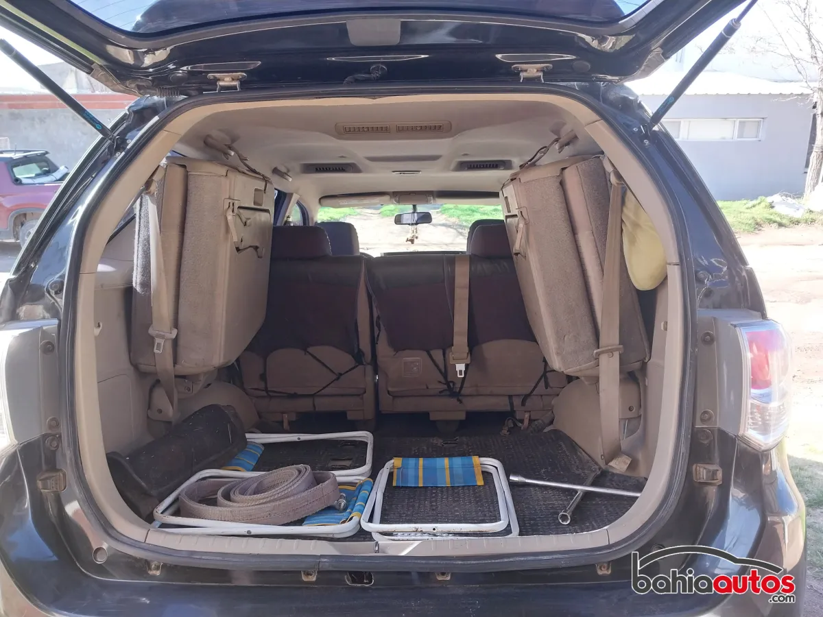 Toyota Hilux 2011 usado en Bahía Blanca - foto 3