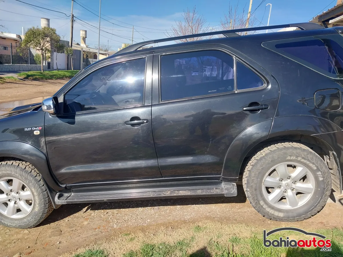Toyota Hilux 2011 usado en Bahía Blanca - foto 8