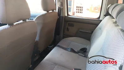 Nissan NP300 2006 usado en Bahía Blanca