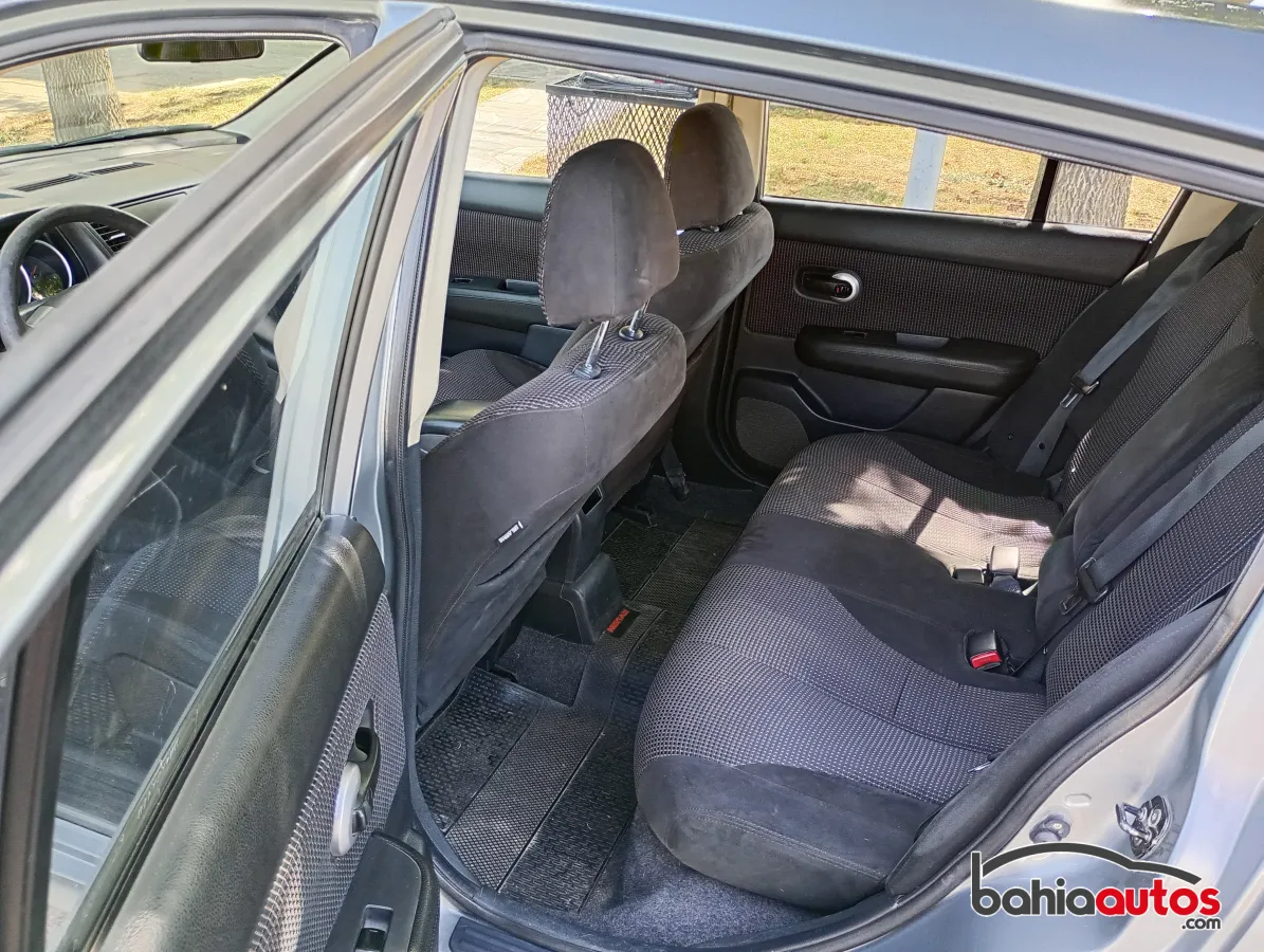 Nissan Tiida 2011 usado en Olavarría - foto 5
