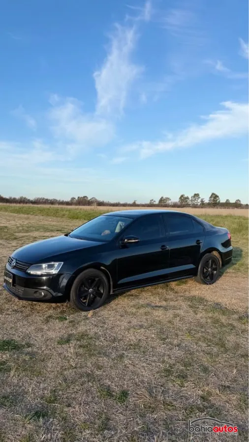 Volkswagen Vento 2013 usado en Bahía Blanca - foto 2
