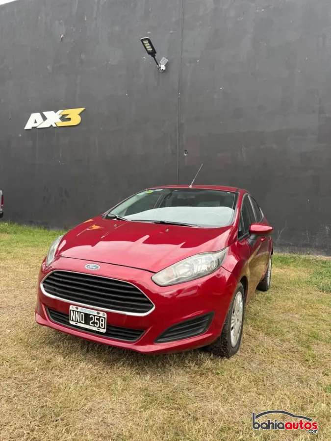 Ford Fiesta 2015 usado en Bahía Blanca - foto 2