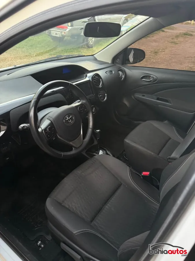 Toyota Etios 2021 usado en Bahía Blanca - foto 7