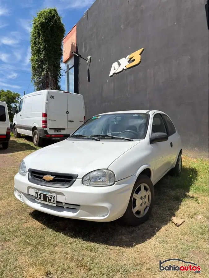 Chevrolet Classic 2012 usado en Bahía Blanca - foto 2