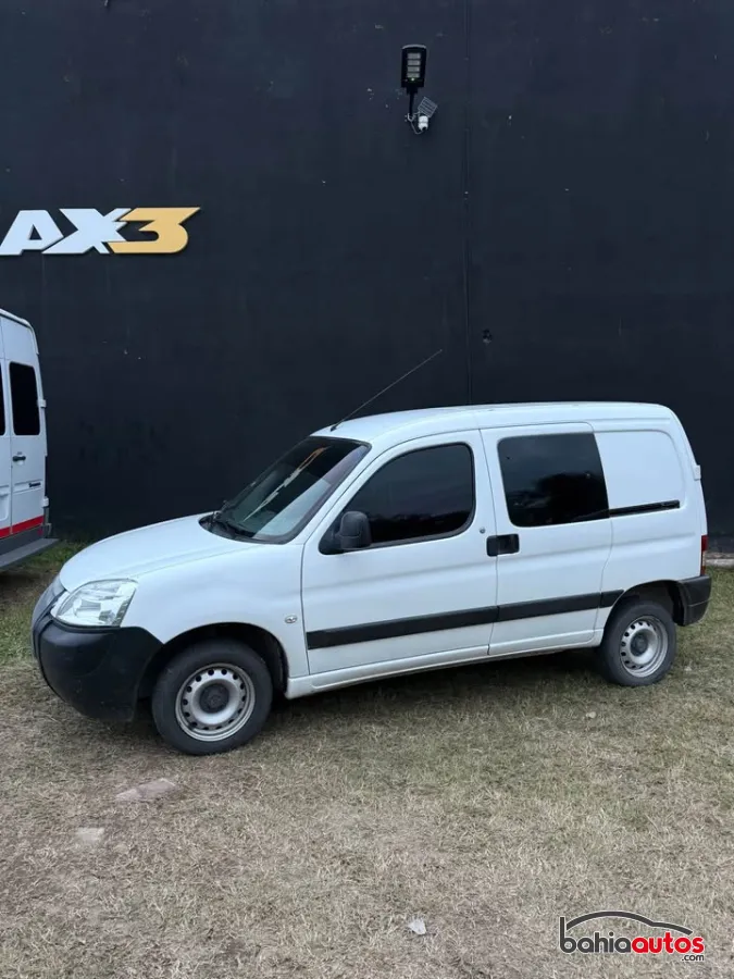 Citroën Berlingo 2021 usado en Bahía Blanca - foto 3