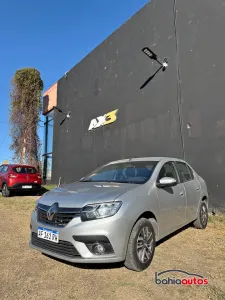 Renault Logan 2022 usado en Bahía Blanca