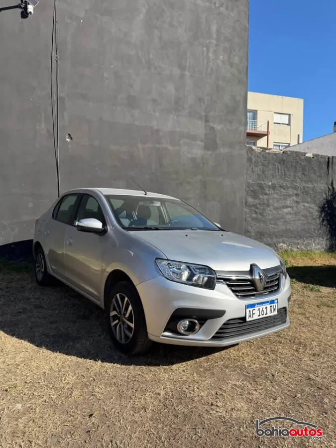 Renault Logan 2022 usado en Bahía Blanca - foto 5