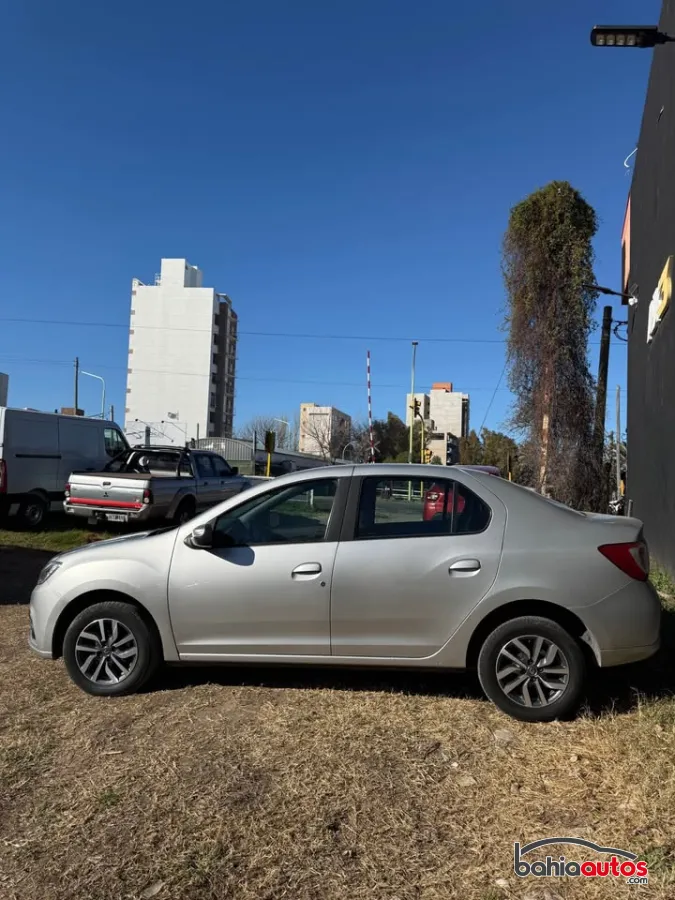 Renault Logan 2022 usado en Bahía Blanca - foto 6