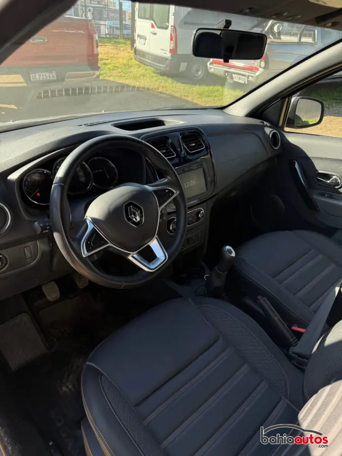 Renault Logan 2022 usado en Bahía Blanca - foto 7