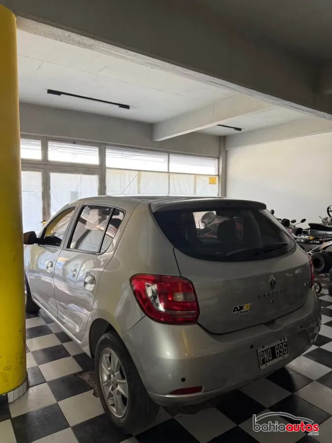 Renault Sandero 2016 usado en Bahía Blanca - foto 5