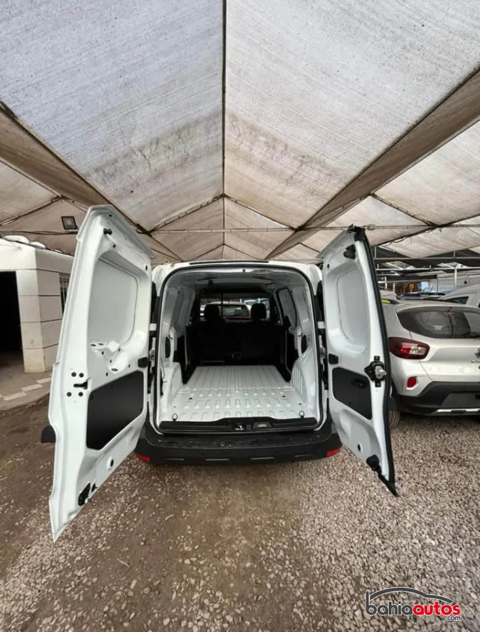 Renault Kangoo 2025 usado en Bahía Blanca - foto 4