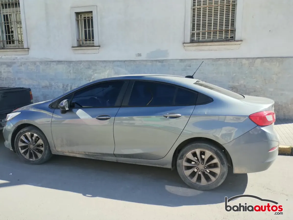 Chevrolet Cruze II 2017 usado en Bahía Blanca - foto 3