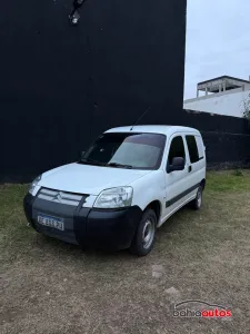 Citroën Berlingo 2021 usado en Bahía Blanca