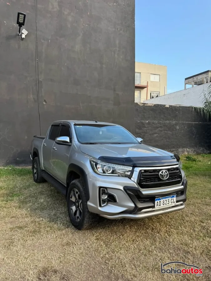 Toyota Hilux usado en Bahía Blanca - foto 4