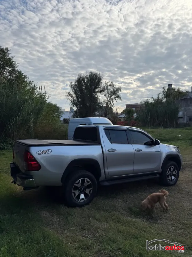 Toyota Hilux usado en Bahía Blanca - foto 8