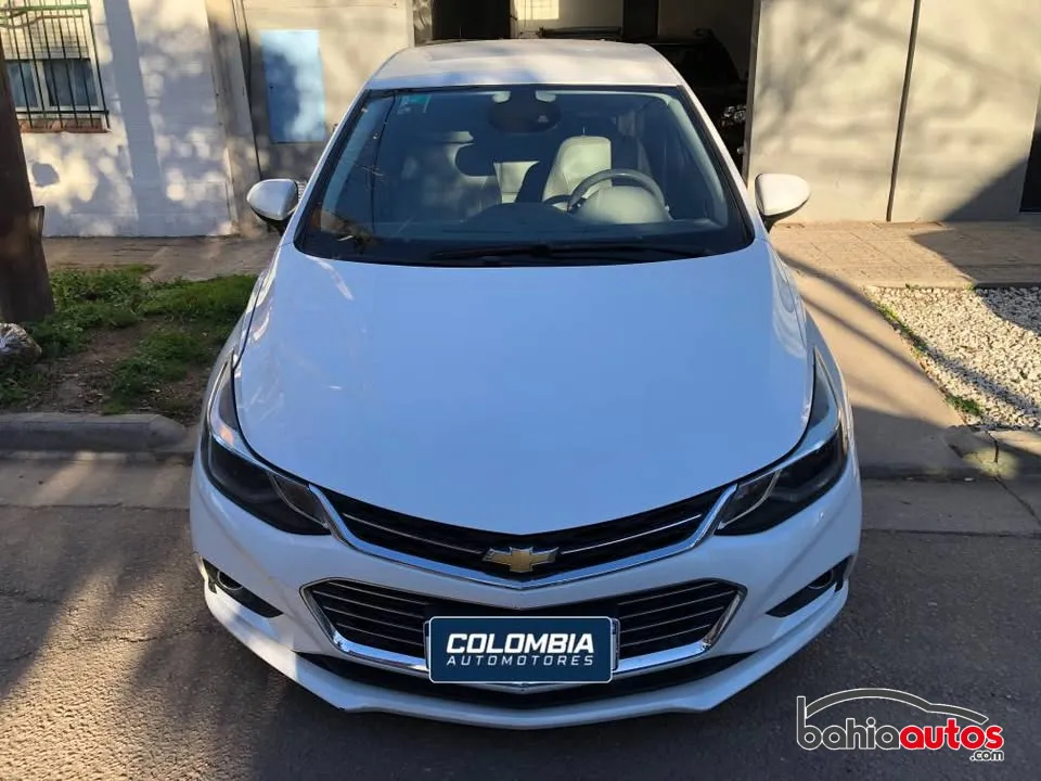 Chevrolet Cruze II 2017 usado en Bahía Blanca - foto 2