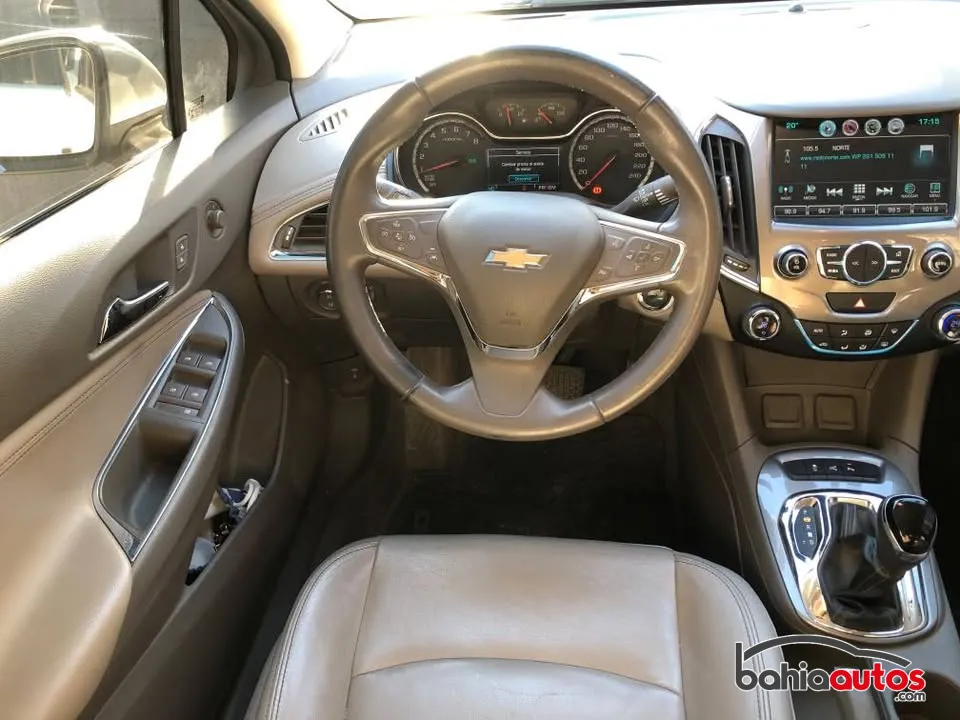 Chevrolet Cruze II 2017 usado en Bahía Blanca - foto 7