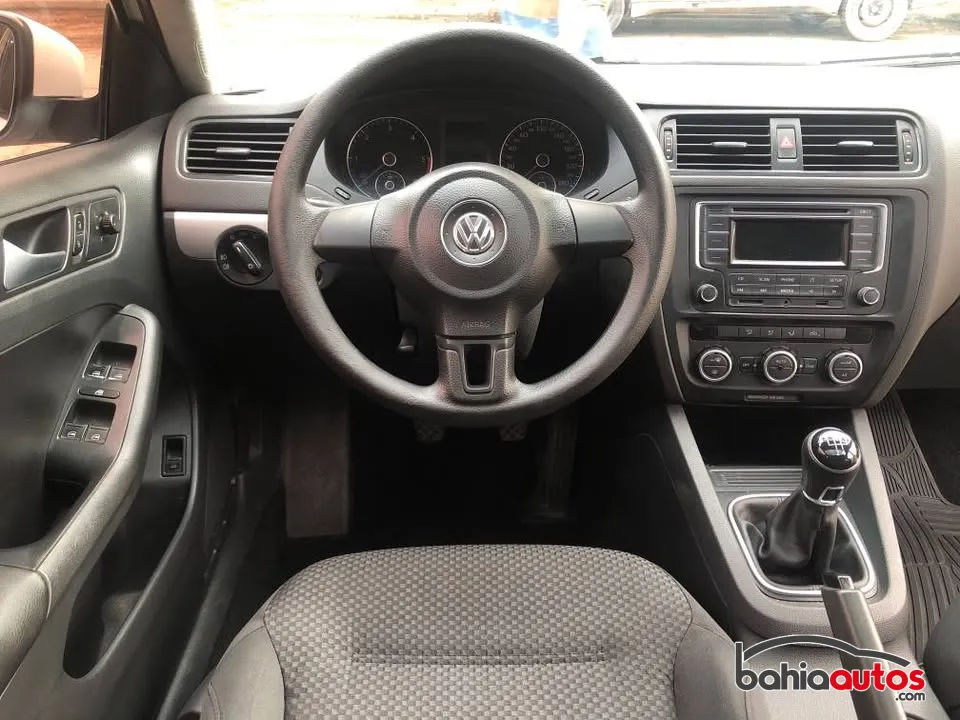 Volkswagen Vento 2014 usado en Bahía Blanca - foto 7