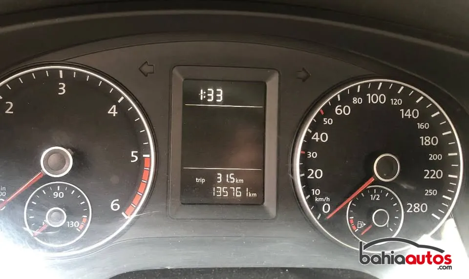 Volkswagen Vento 2014 usado en Bahía Blanca - foto 8