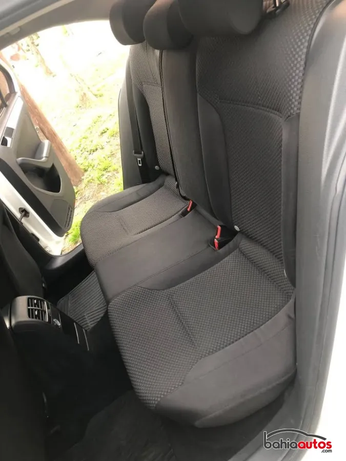 Volkswagen Vento 2014 usado en Bahía Blanca - foto 10