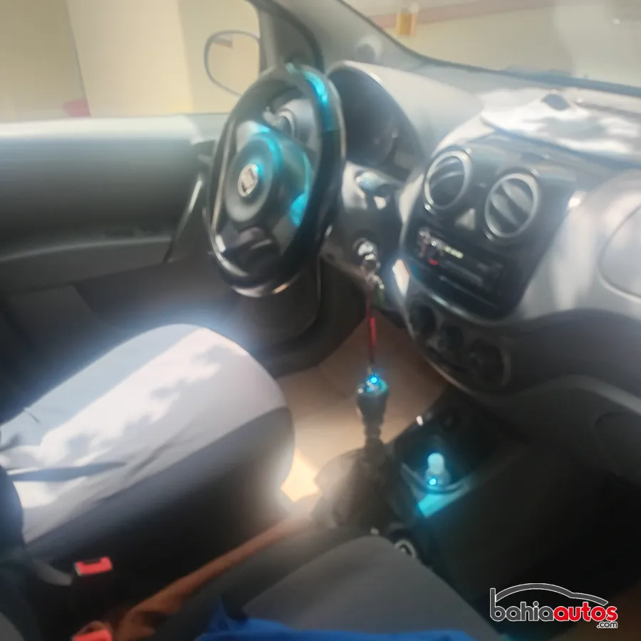 Fiat Palio 2015 usado en Bahía Blanca - foto 2