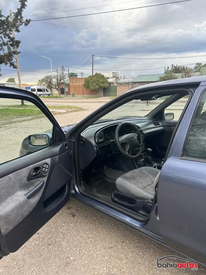 Ford Mondeo 1997 usado en Bahía Blanca - foto 5