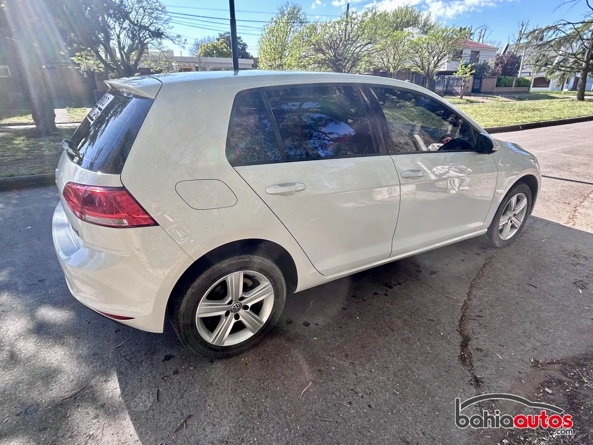 Volkswagen Golf 2017 usado en Bahía Blanca - foto 4