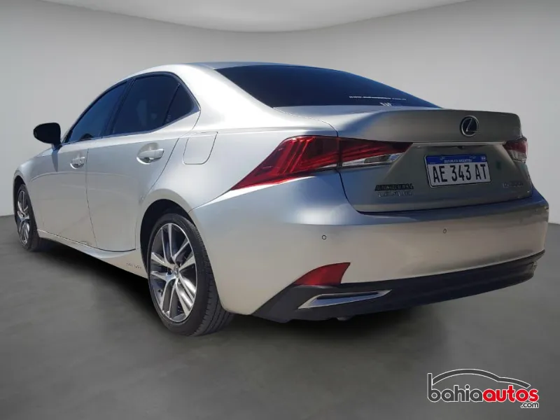 Lexus IS 2020 usado en Trelew - foto 6