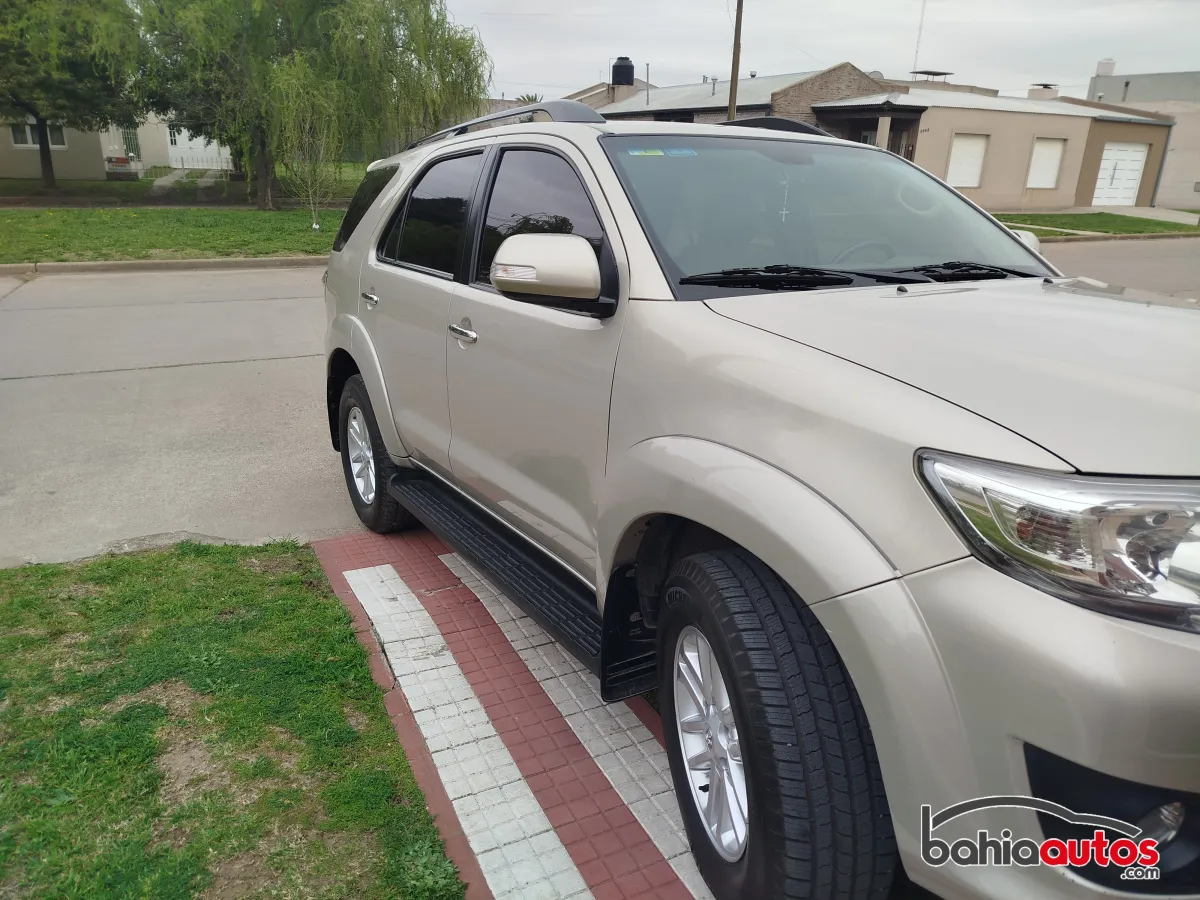 Toyota Hilux 2013 usado en Bahía Blanca - foto 1